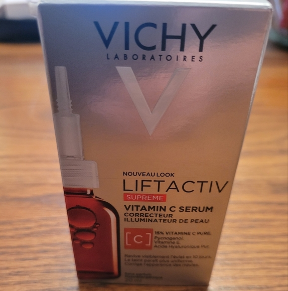 Liftactiv Supreme Vitamin C Serum 20 Ml 0.6 Oz. 10-26 - Picture 1 of 4